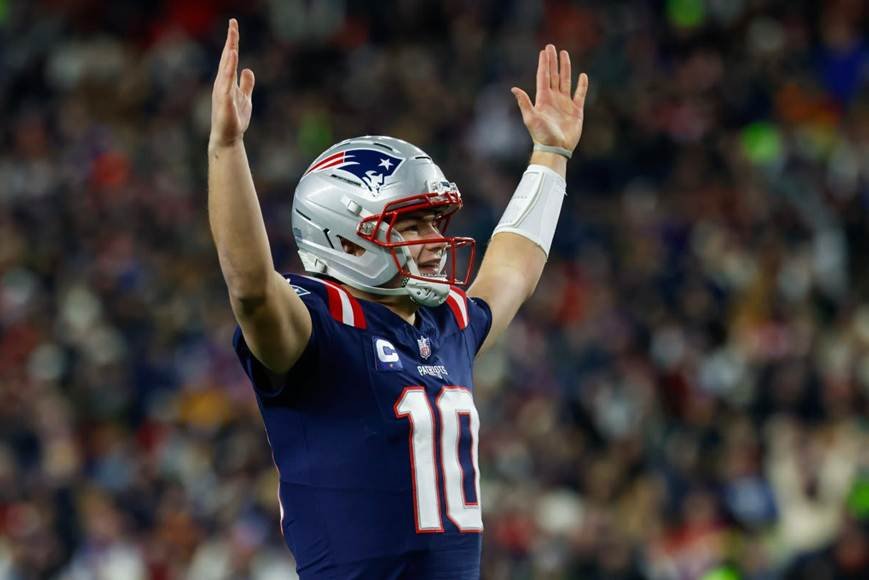 Drake Maye Patriots Quarterback